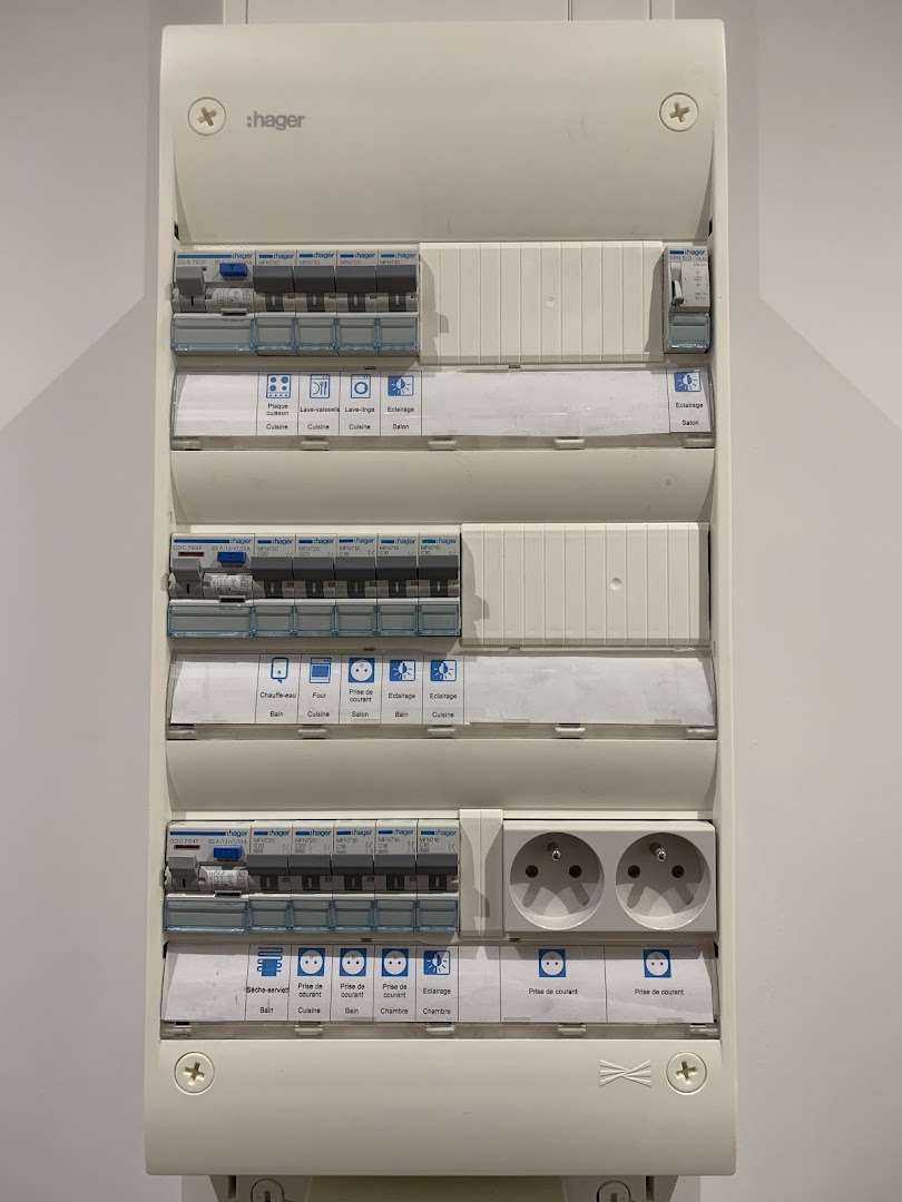 JO-ELEC — Photos 1